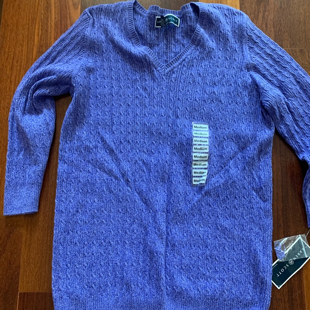 Womens sweater  Karen Scott Med NWT